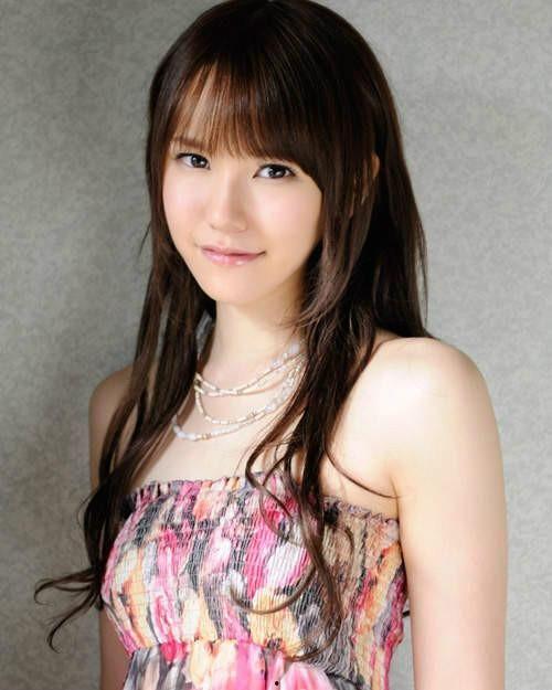 上原志织 在线视频,揭秘在线视频中的魅力与影响力